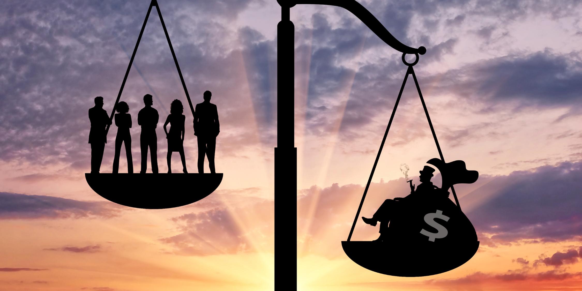 Eine stilisierte Waage zeigt ein Ungleichgewicht. Geld und Einzelne wiegen mehr als viele Personen