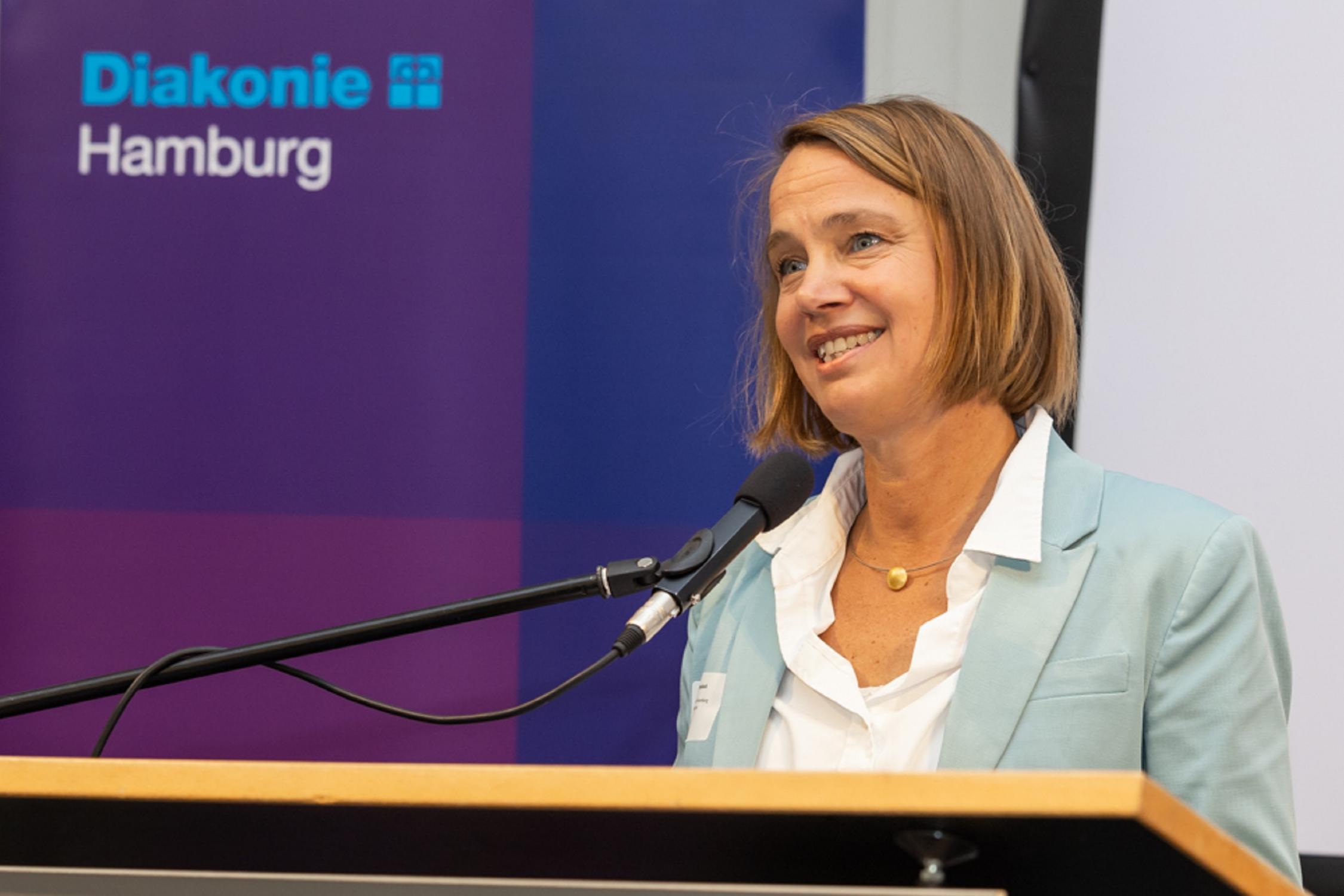 Landespastorin Annika Woydack Diakonie Hamburg