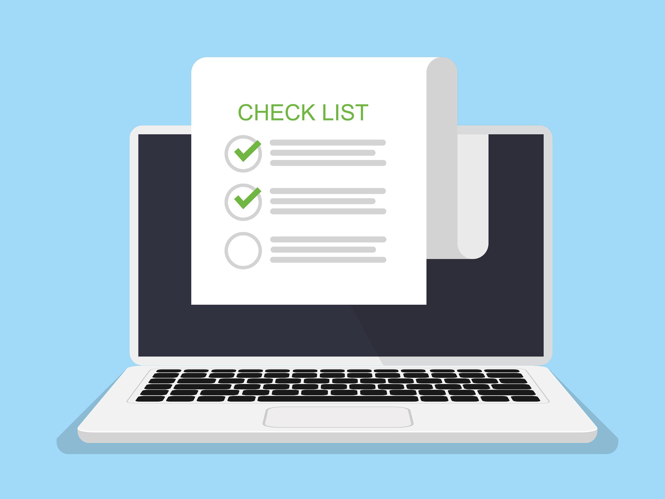Illustration: Auf blauem Grund ich ein Laptop abgebildet, aus dessen Bildschirm eine Schriftrolle mit der Aufschrift 'Check List' kommt.